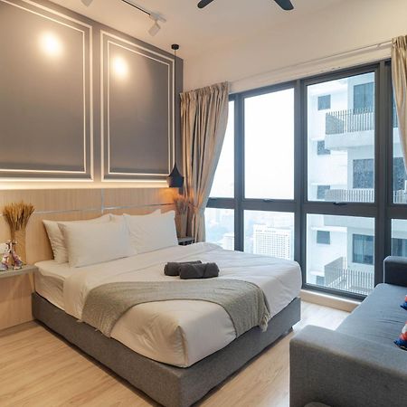 The Colony By Infinitum Best Pool View Klcc Trx Merdeka 118 Kl Tower Kuala Lumpur Ngoại thất bức ảnh