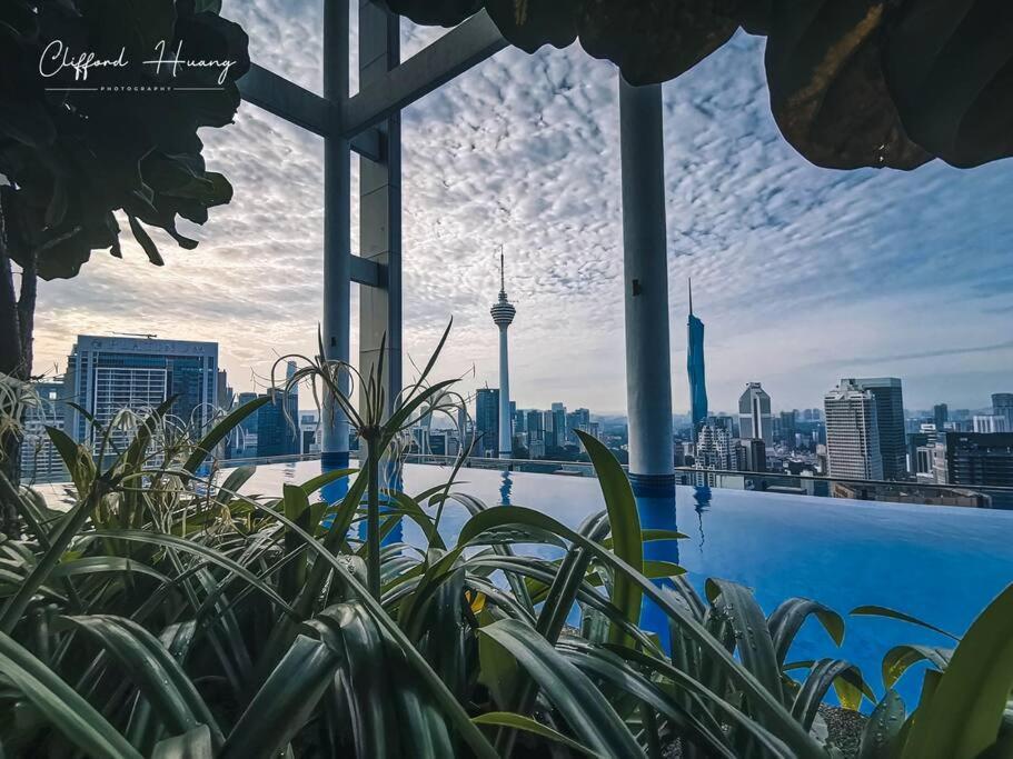 The Colony By Infinitum Best Pool View Klcc Trx Merdeka 118 Kl Tower Kuala Lumpur Ngoại thất bức ảnh
