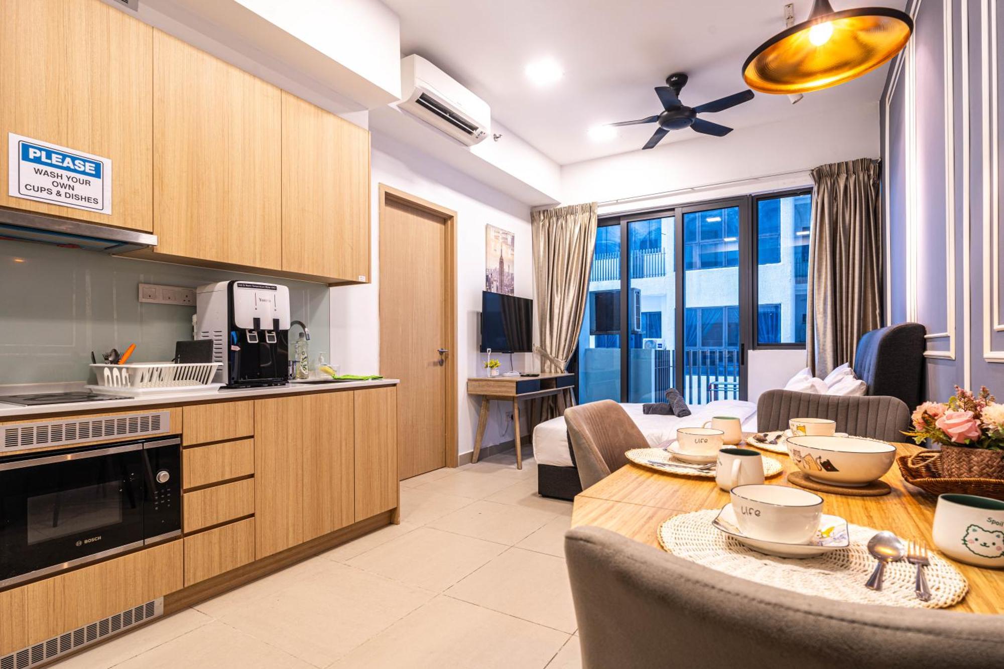 The Colony By Infinitum Best Pool View Klcc Trx Merdeka 118 Kl Tower Kuala Lumpur Ngoại thất bức ảnh